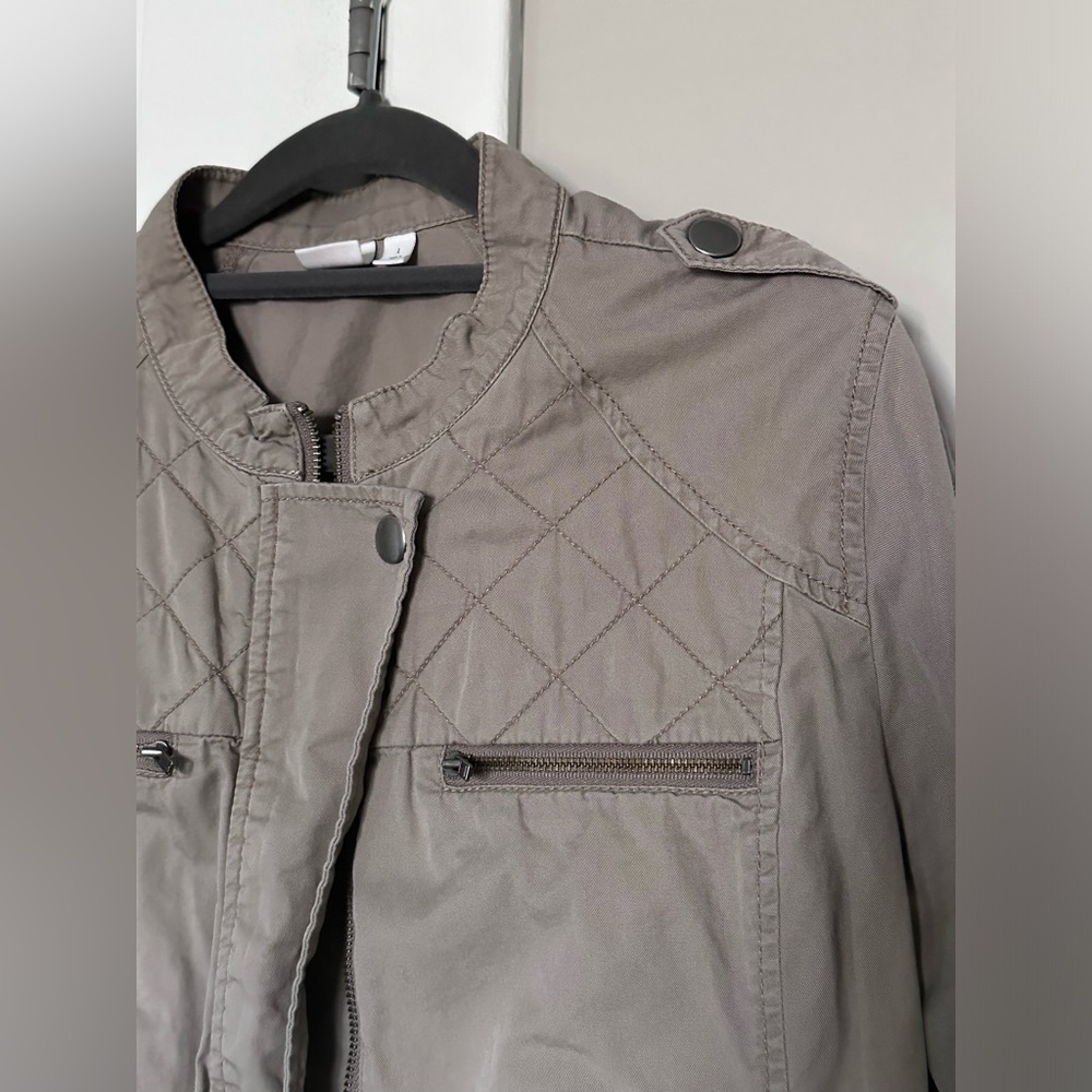 Bomber Jacket - Picture 2 of 4